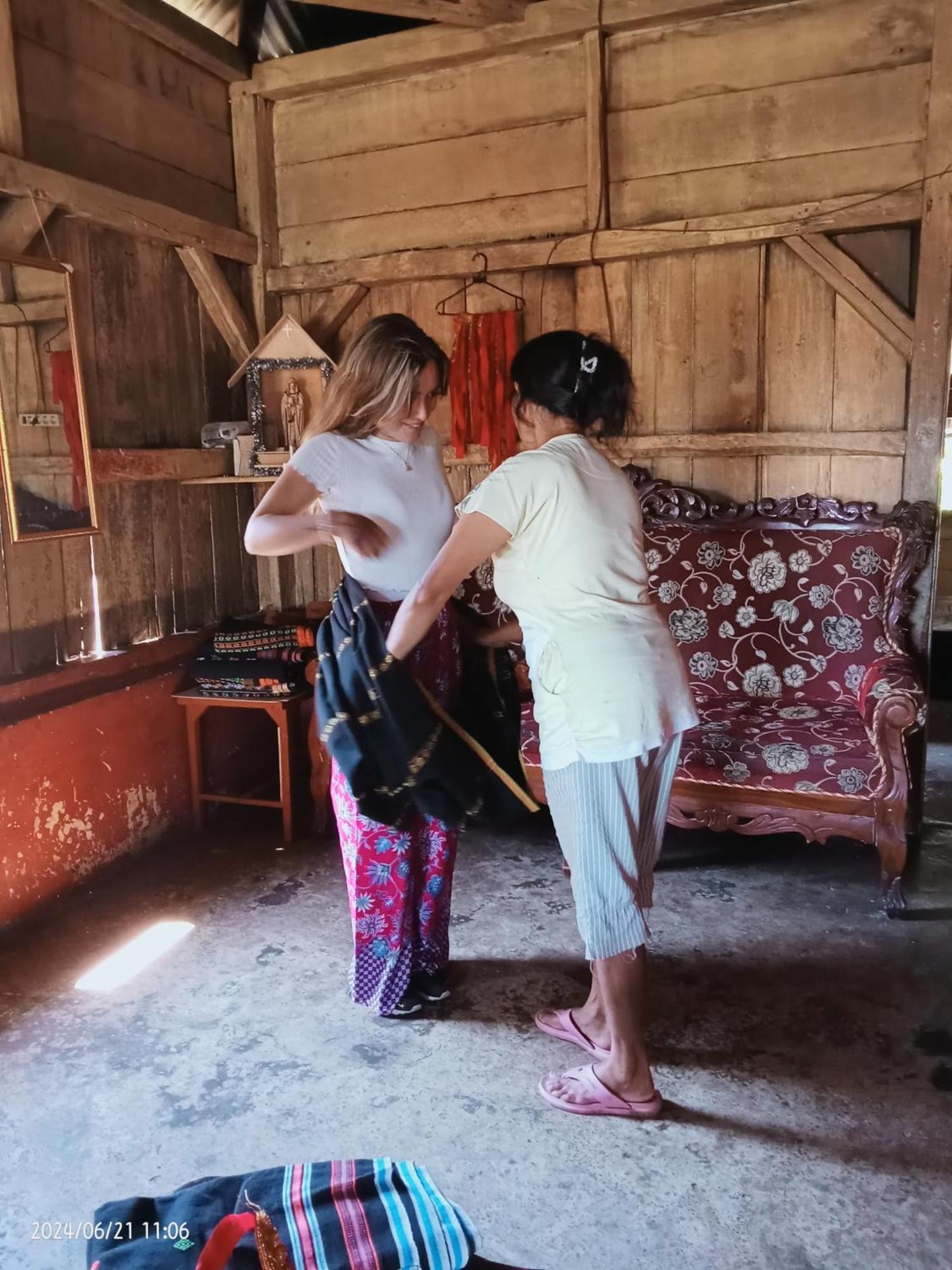Petra Homestay Bangka Leda Ruteng Buitenkant foto