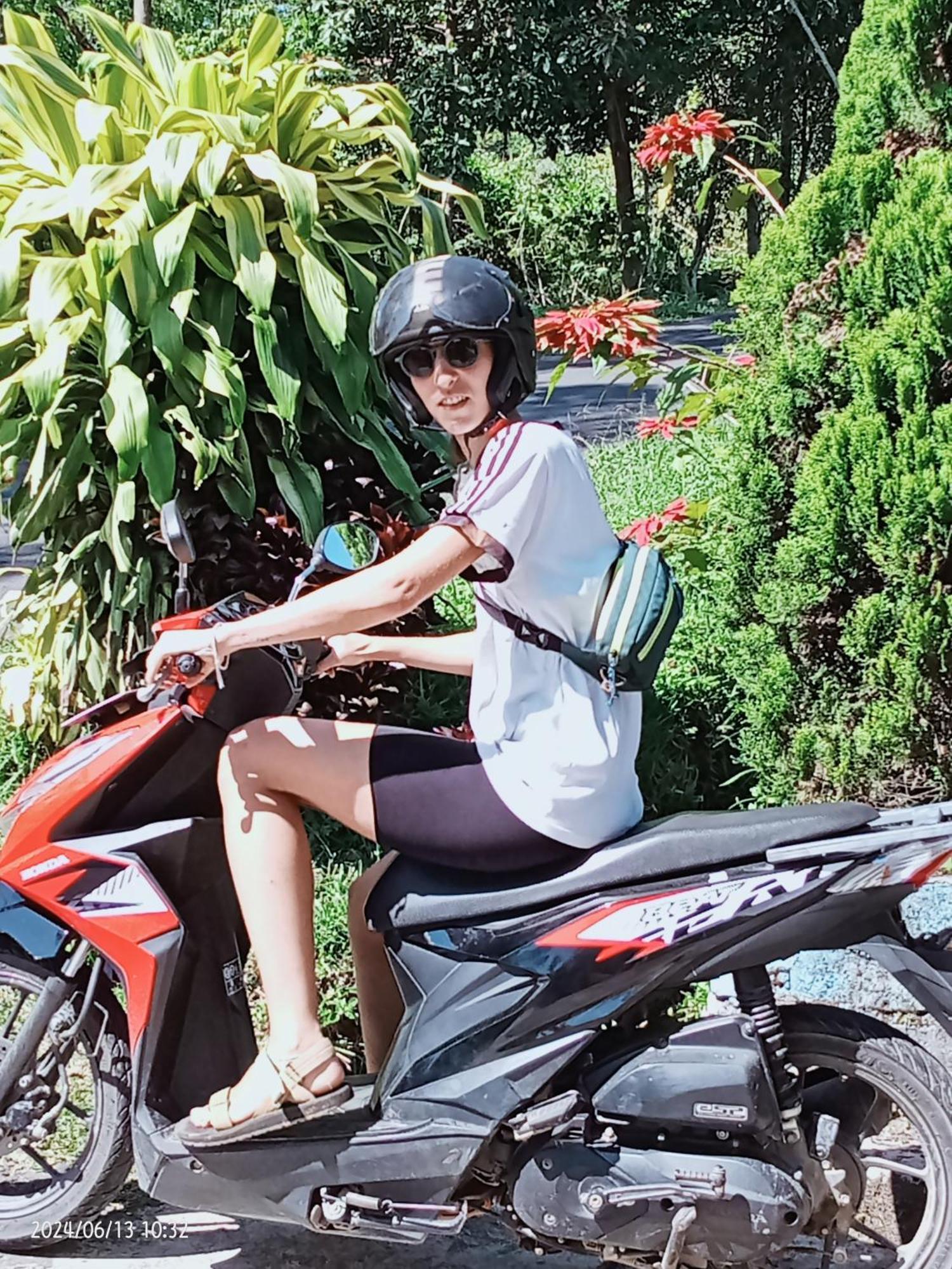 Petra Homestay Bangka Leda Ruteng Buitenkant foto