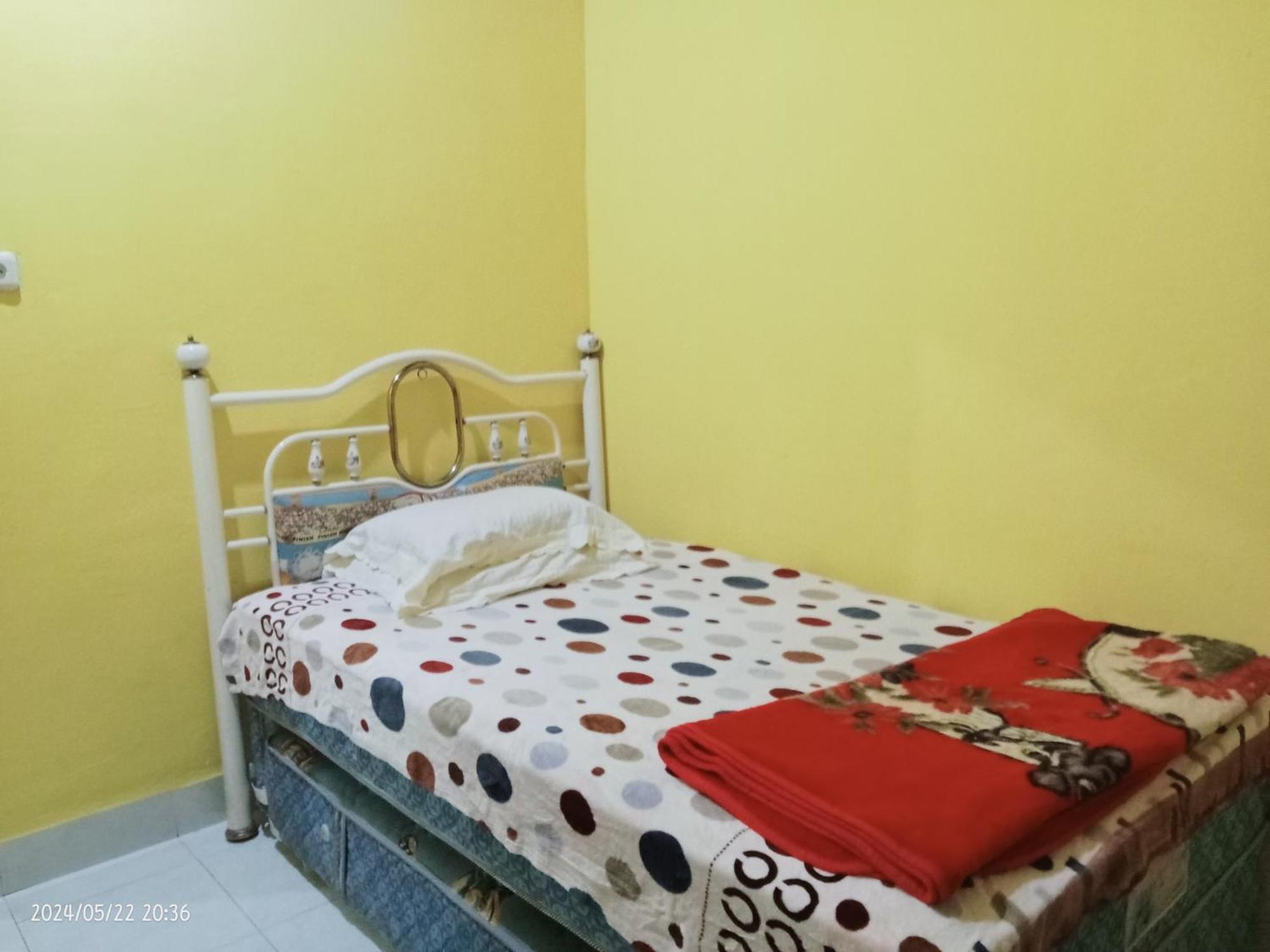 Petra Homestay Bangka Leda Ruteng Buitenkant foto