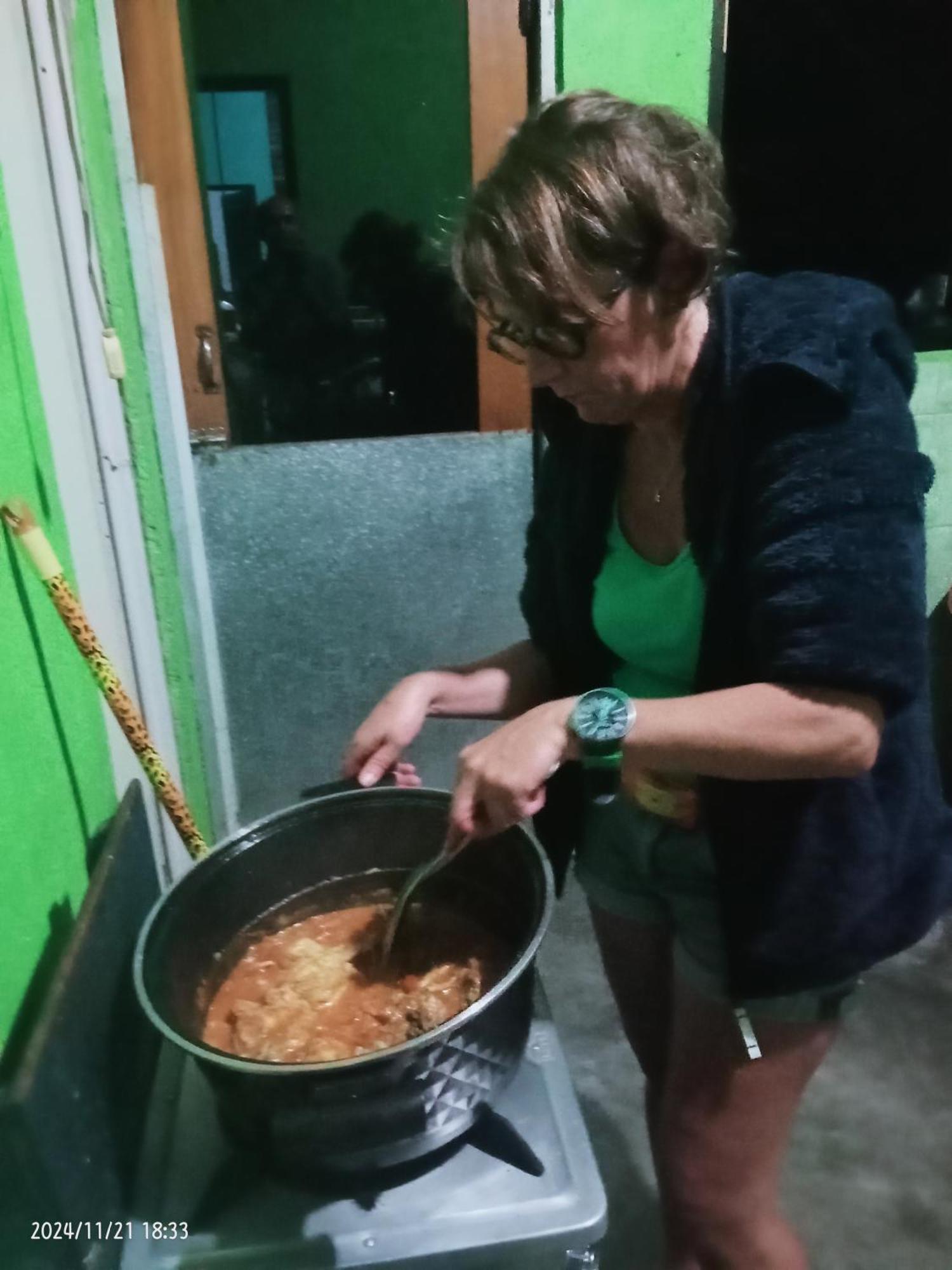 Petra Homestay Bangka Leda Ruteng Buitenkant foto