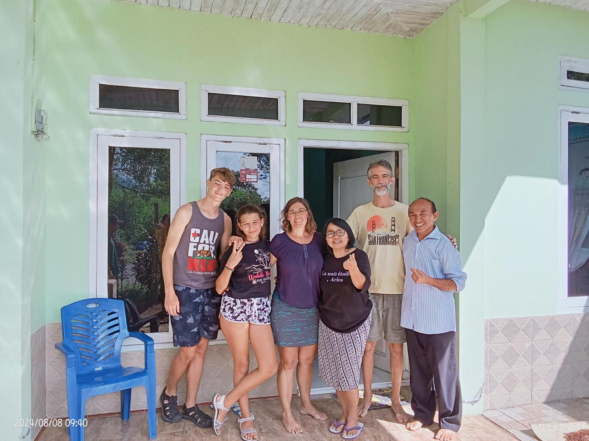 Petra Homestay Bangka Leda Ruteng Buitenkant foto